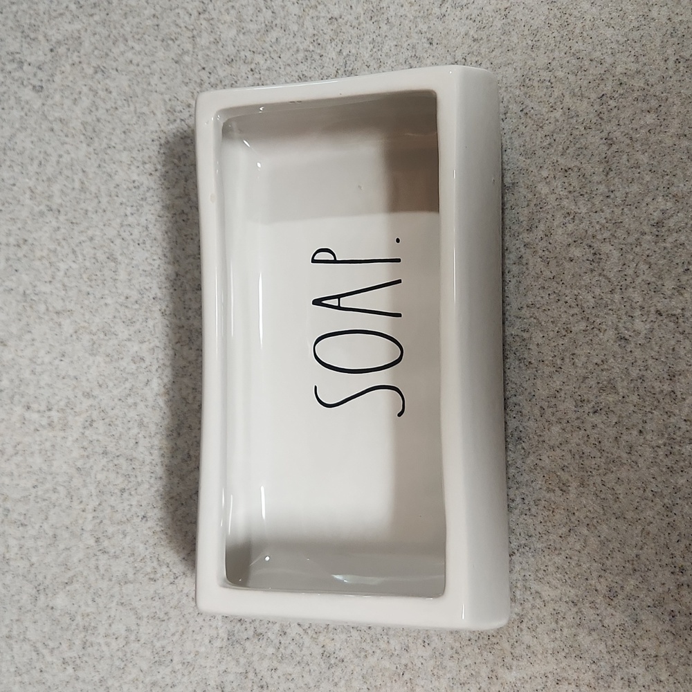 🟠RAE DUNN SOAP HOLDER